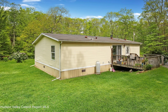 199 Echo Hill Rd, Saugerties, NY 12477 - rear view of property featuring a wooden deck and a yard