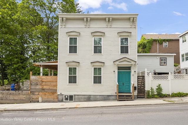 79-81 S 3rd St, Hudson, NY 12534 - photo 1
