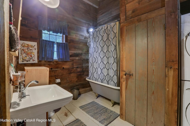 16-26 Shultis Brook Rd, Bearsville, NY 12409 - full bath with a freestanding tub and wooden walls