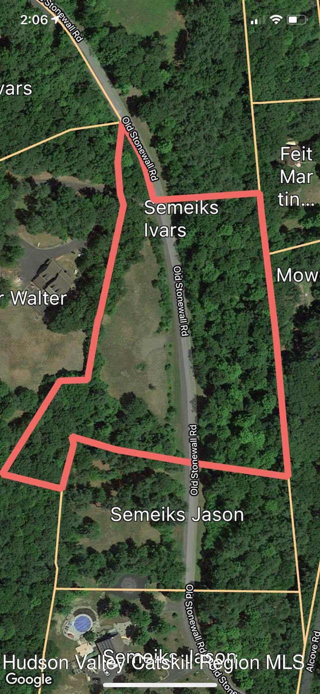 37 Old Stonewall Rd, Hannacroix, NY 12124