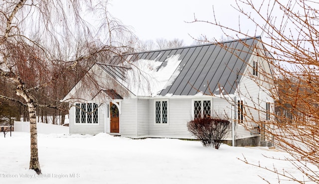 view of front of house