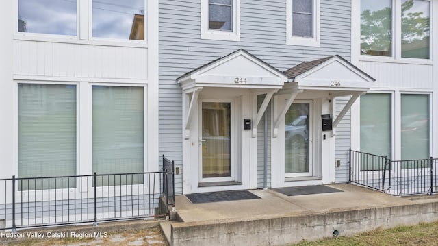244 Columbia St, Hudson, NY 12534 - view of entrance to property