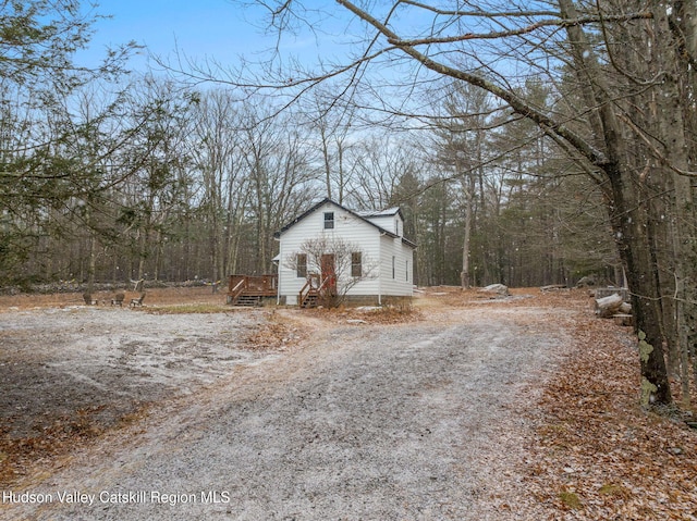 view of side of property