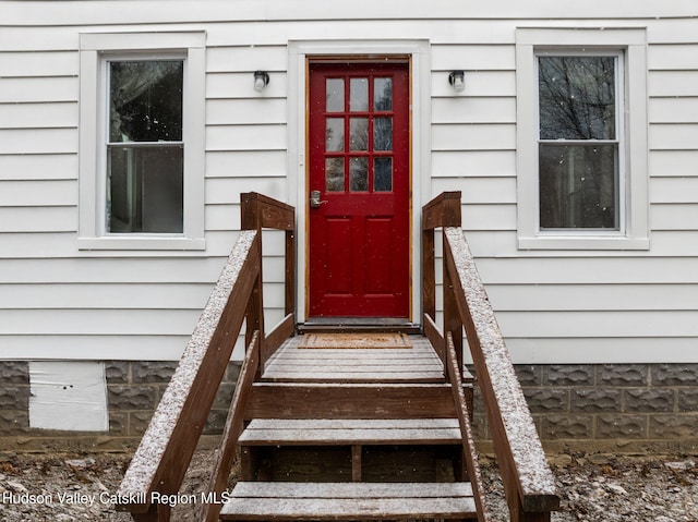 view of property entrance