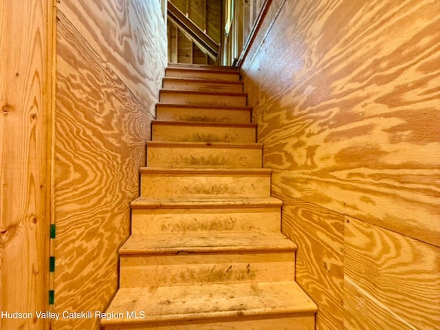 65 Bluebird Ln, Andes, NY 13731 - view of staircase