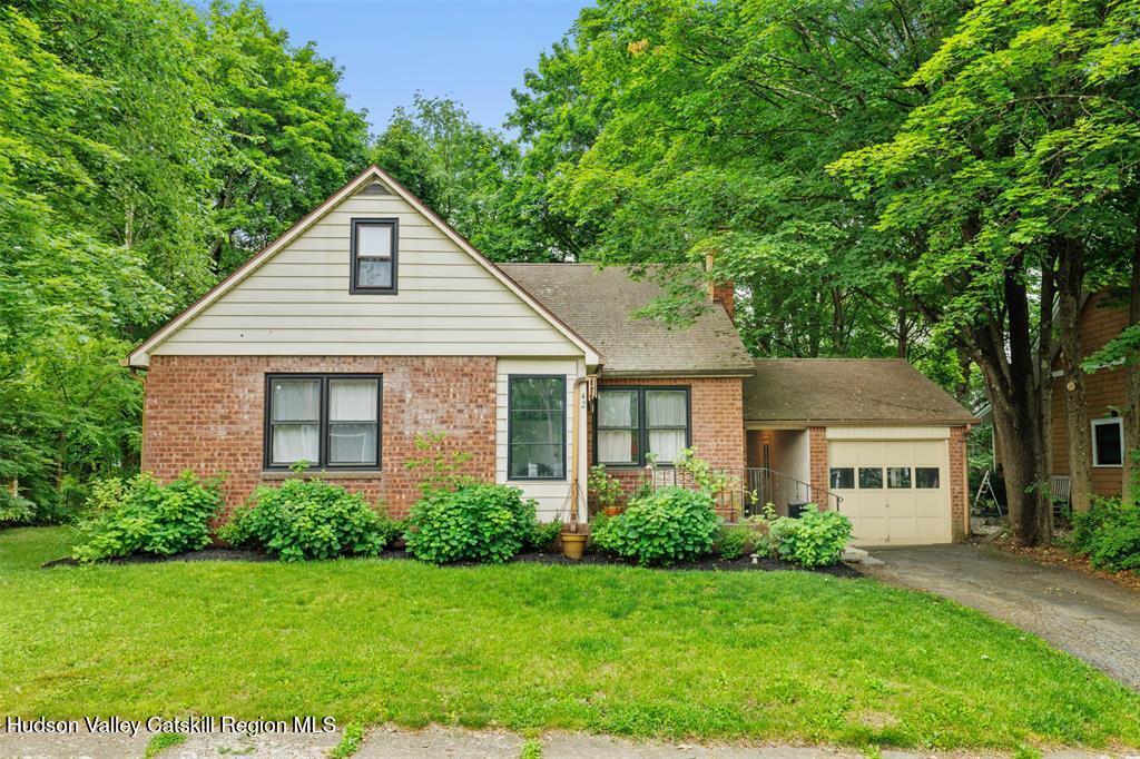 42 Center St, New Paltz, NY 12561 - photo 1