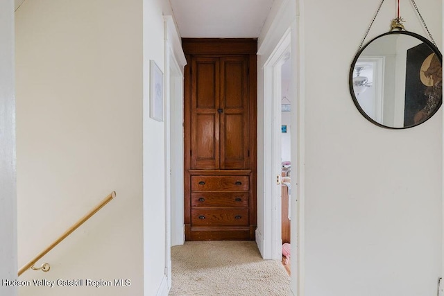 15 Mckinstry Pl, Hudson, NY 12534 - hallway featuring light colored carpet and baseboards