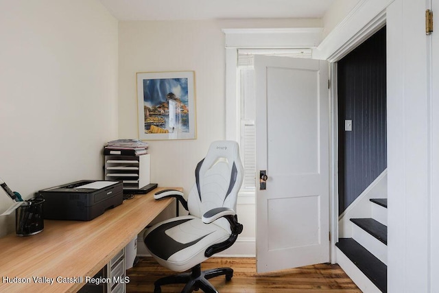 15 Mckinstry Pl, Hudson, NY 12534 - office area with wood finished floors