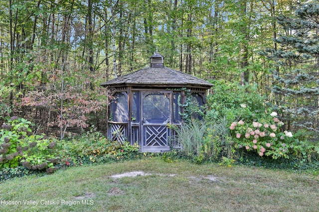 4 Mountain View Dr, Kerhonkson, NY 12446 - view of outdoor structure featuring a view of trees and a gazebo