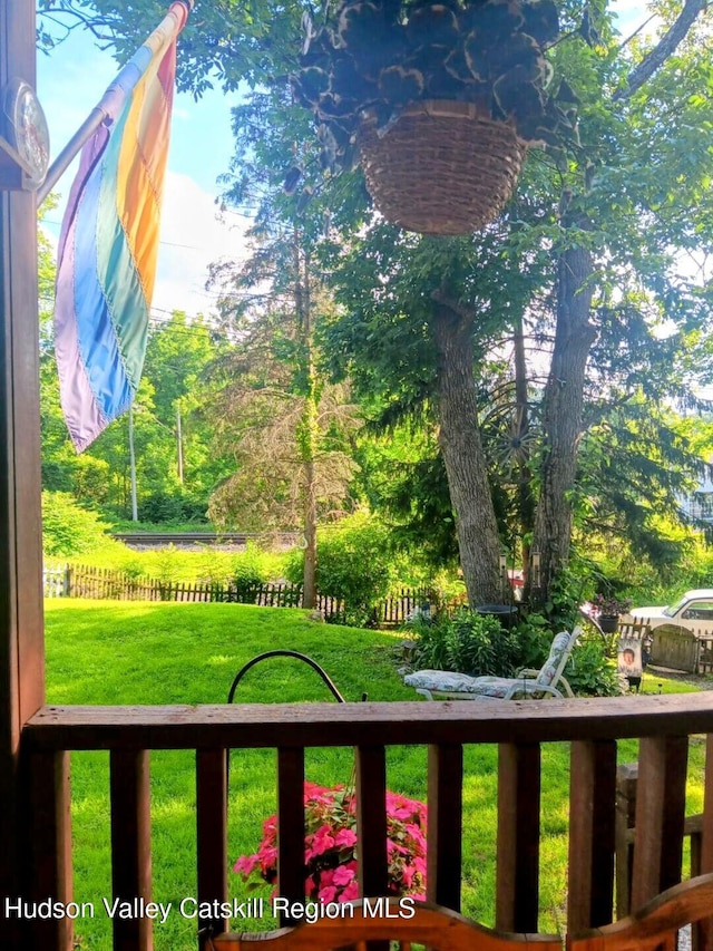 4 Tanners Ln, Hudson, NY 12534 - view of yard