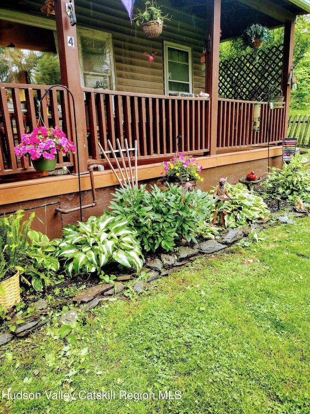 4 Tanners Ln, Hudson, NY 12534 - view of yard featuring covered porch