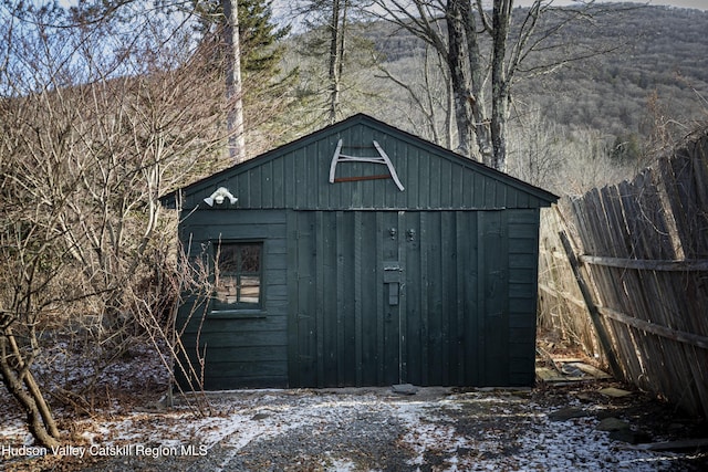 view of outbuilding