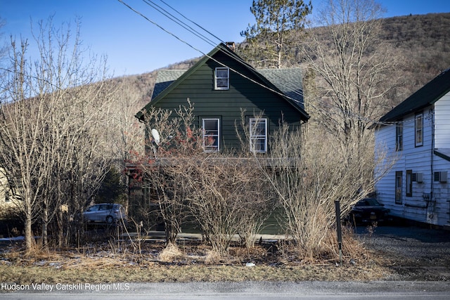 view of property exterior