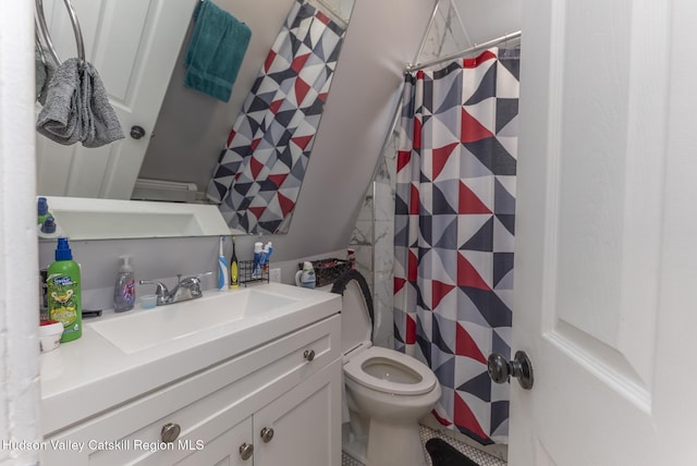 bathroom with a shower with shower curtain, toilet, and vanity