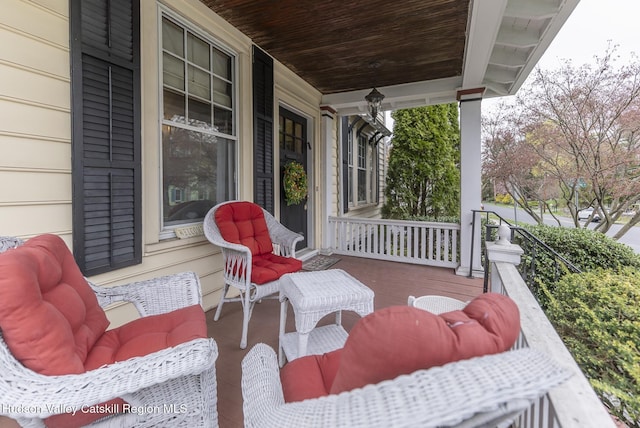 exterior space with a porch