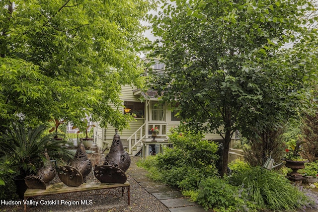 827 Union St, Hudson, NY 12534 - rear view of house