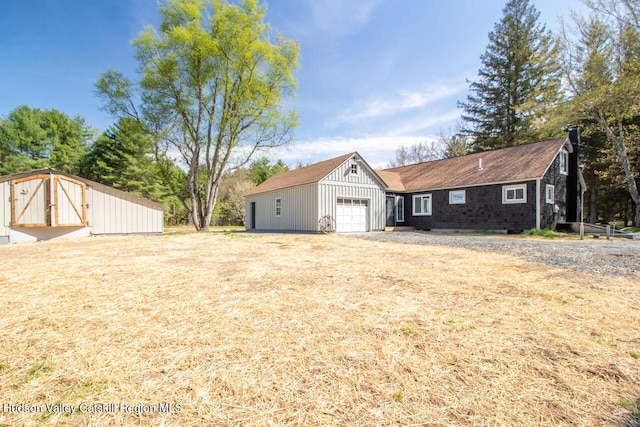 view of property exterior