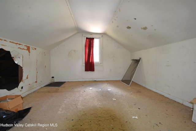 2693 Rte 9w, Saugerties, NY 12477 - additional living space featuring vaulted ceiling