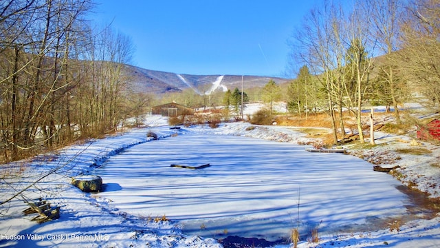 property view of mountains