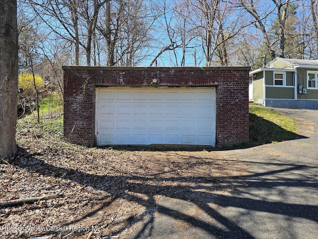 603-607 Old Stage Rd, Saugerties, NY 12477 - garage featuring driveway