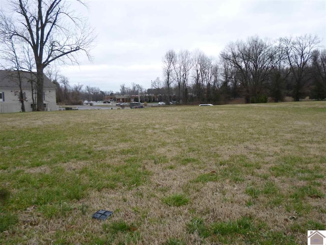 Listing photo 2 for 612 Lone Oak Rd, Paducah KY 42001