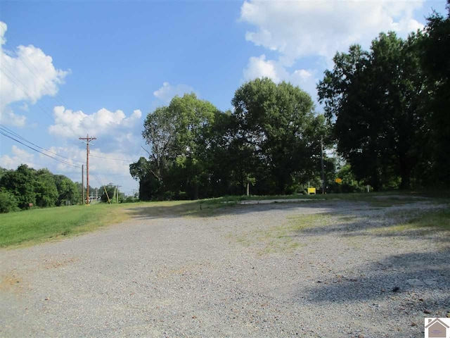 Listing photo 2 for 4850 US Highway 68, Paducah KY 42003