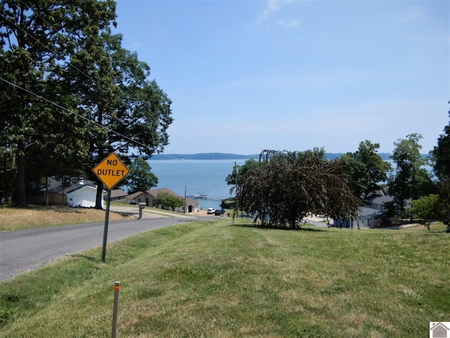 Listing photo 2 for 27 Paradise Point Rd, Gilbertsville KY 42044