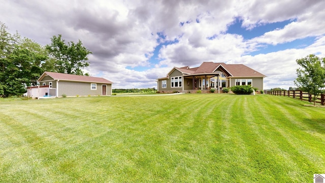 view of front of home featuring a front lawn