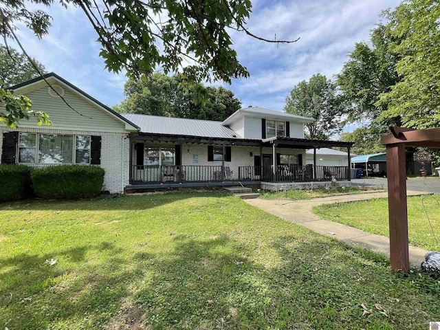 view of front of house featuring a front yard and a porch