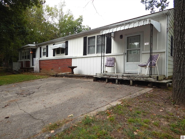 view of front of house