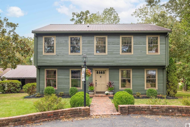 view of front of house featuring a front yard