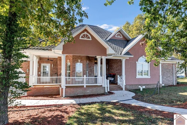 view of front of house featuring covered porch