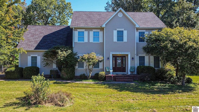 view of front facade featuring a front yard