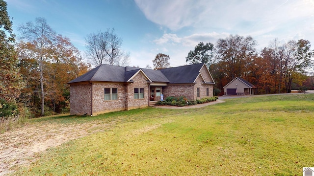 view of front of house with a front yard