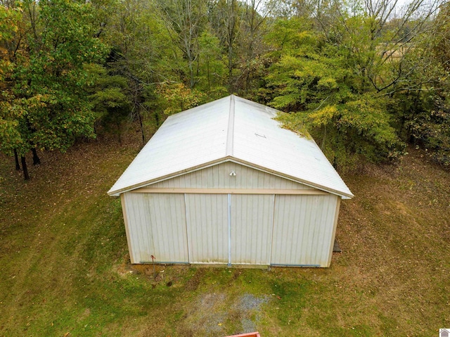 view of outdoor structure