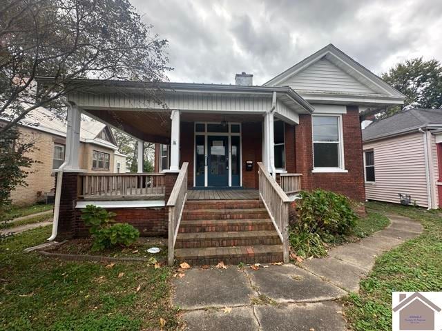 view of front of house with a porch