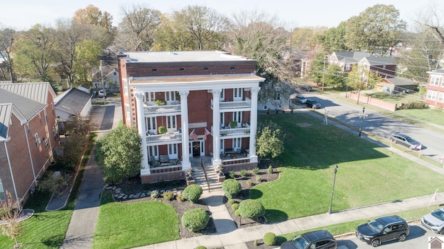 333 N 7th St Unit B, Paducah, KY 42001 - view of front of home featuring a balcony and a front lawn