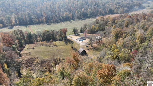 birds eye view of property featuring a rural view