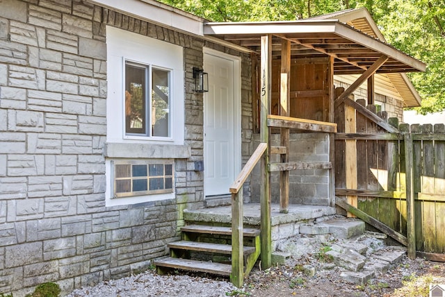 view of entrance to property