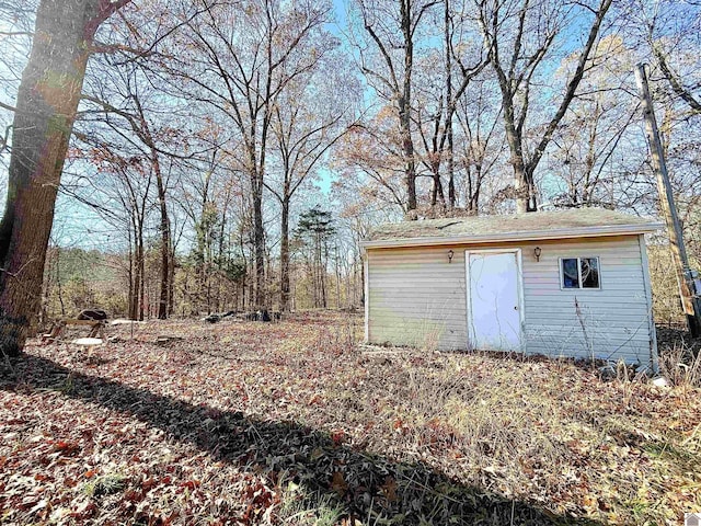 view of outbuilding