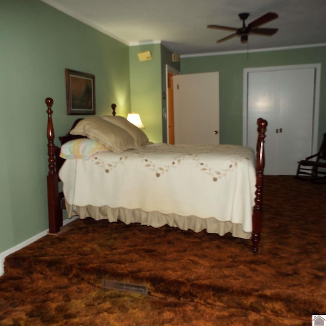 bedroom featuring ceiling fan and crown molding