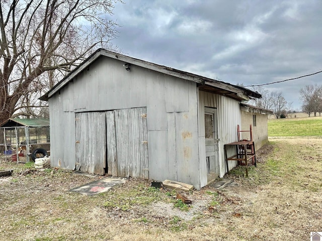 view of outbuilding