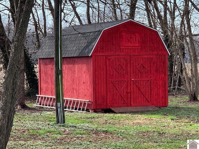 view of outdoor structure