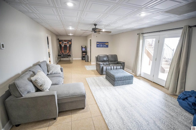 living room featuring ceiling fan