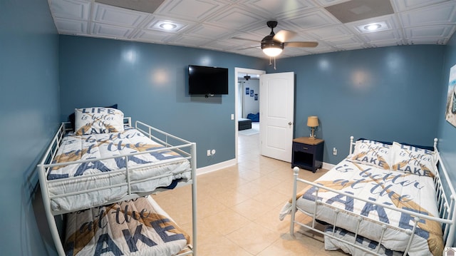 bedroom featuring ceiling fan