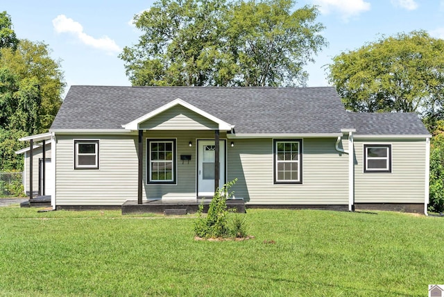 2619 Kenwood Dr, Hopkinsville, KY 42240 - view of front of property featuring covered porch and a front yard