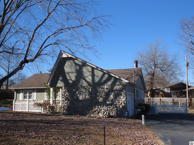 view of home's exterior