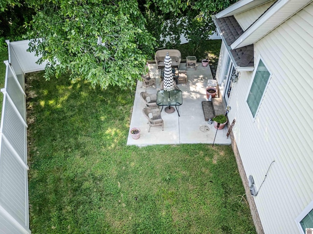 view of yard with a patio area and outdoor lounge area