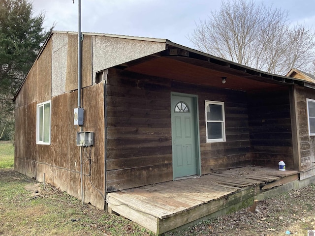 view of outbuilding