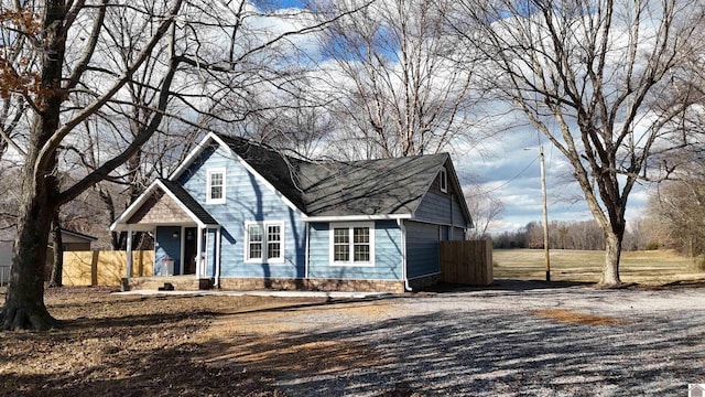 view of front of property